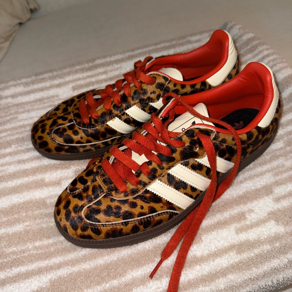 Adidas cheetah sambas